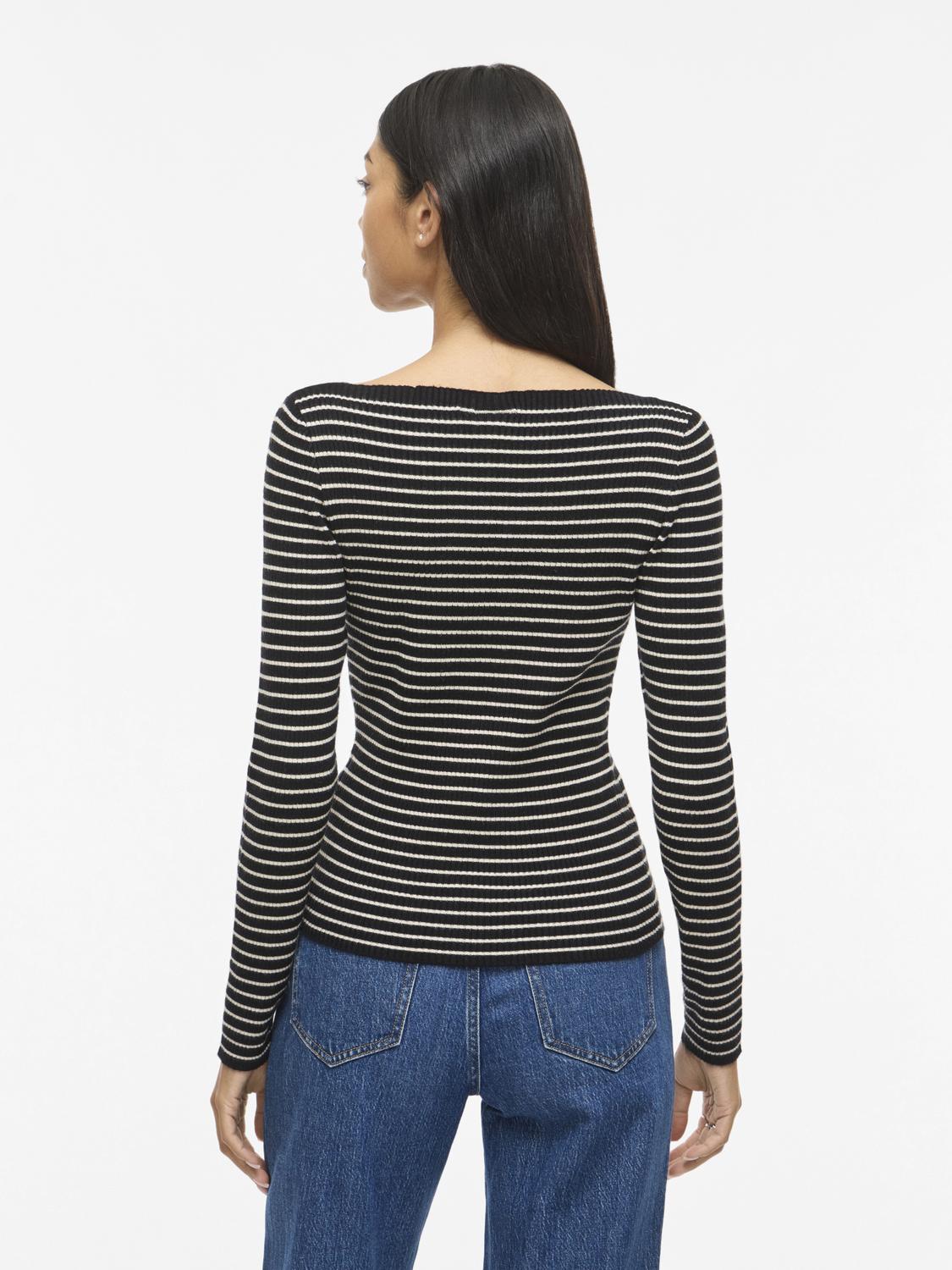 model_shot-back